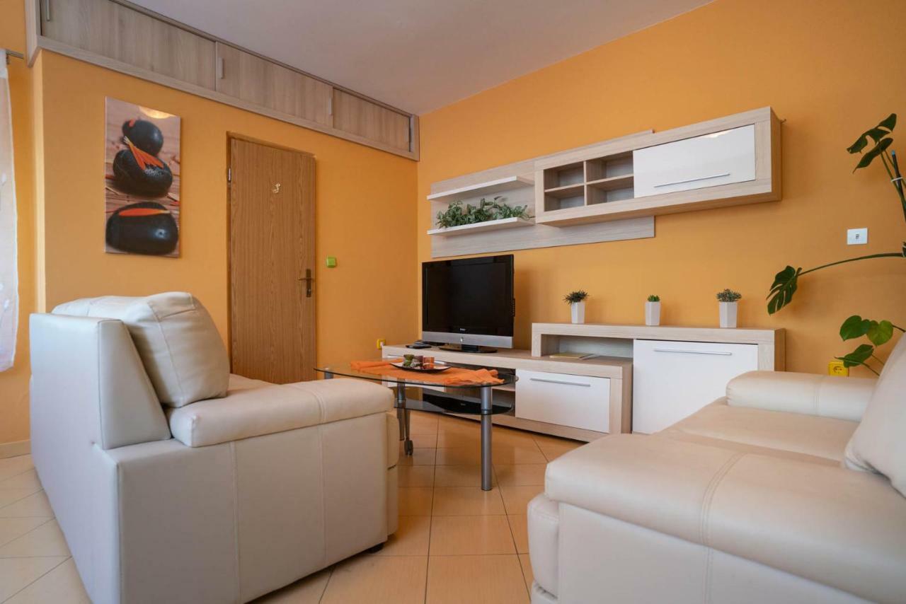 Apartment Limun Ližnjan Εξωτερικό φωτογραφία