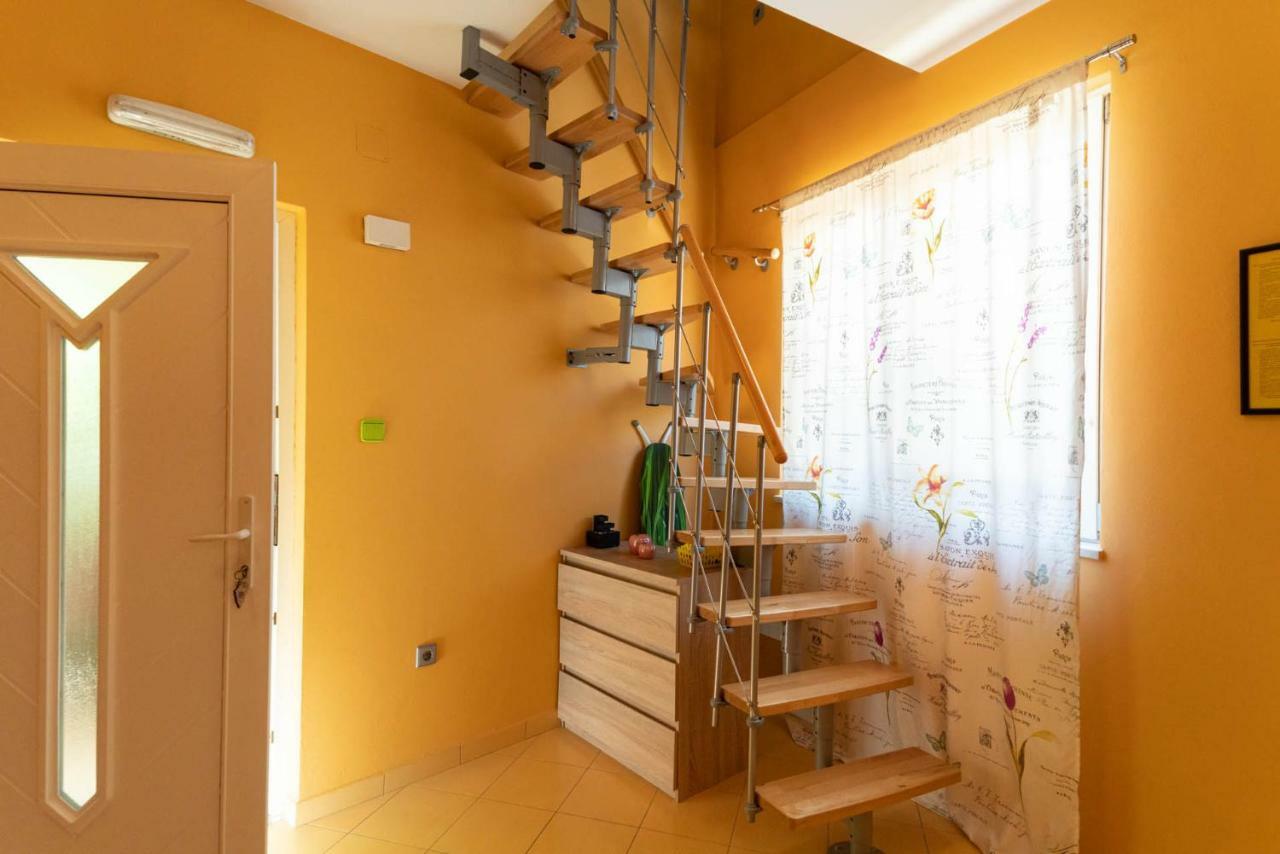 Apartment Limun Ližnjan Εξωτερικό φωτογραφία